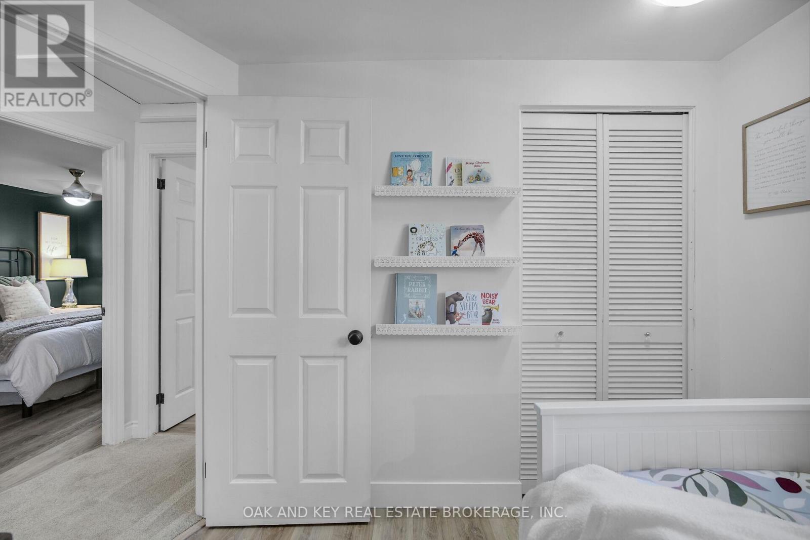 94 Edmunds Crescent, London South, Ontario  N5Z 4J2 - Photo 18 - X12436505
