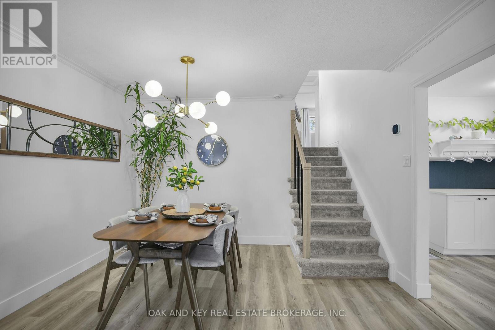 94 Edmunds Crescent, London South, Ontario  N5Z 4J2 - Photo 8 - X12436505