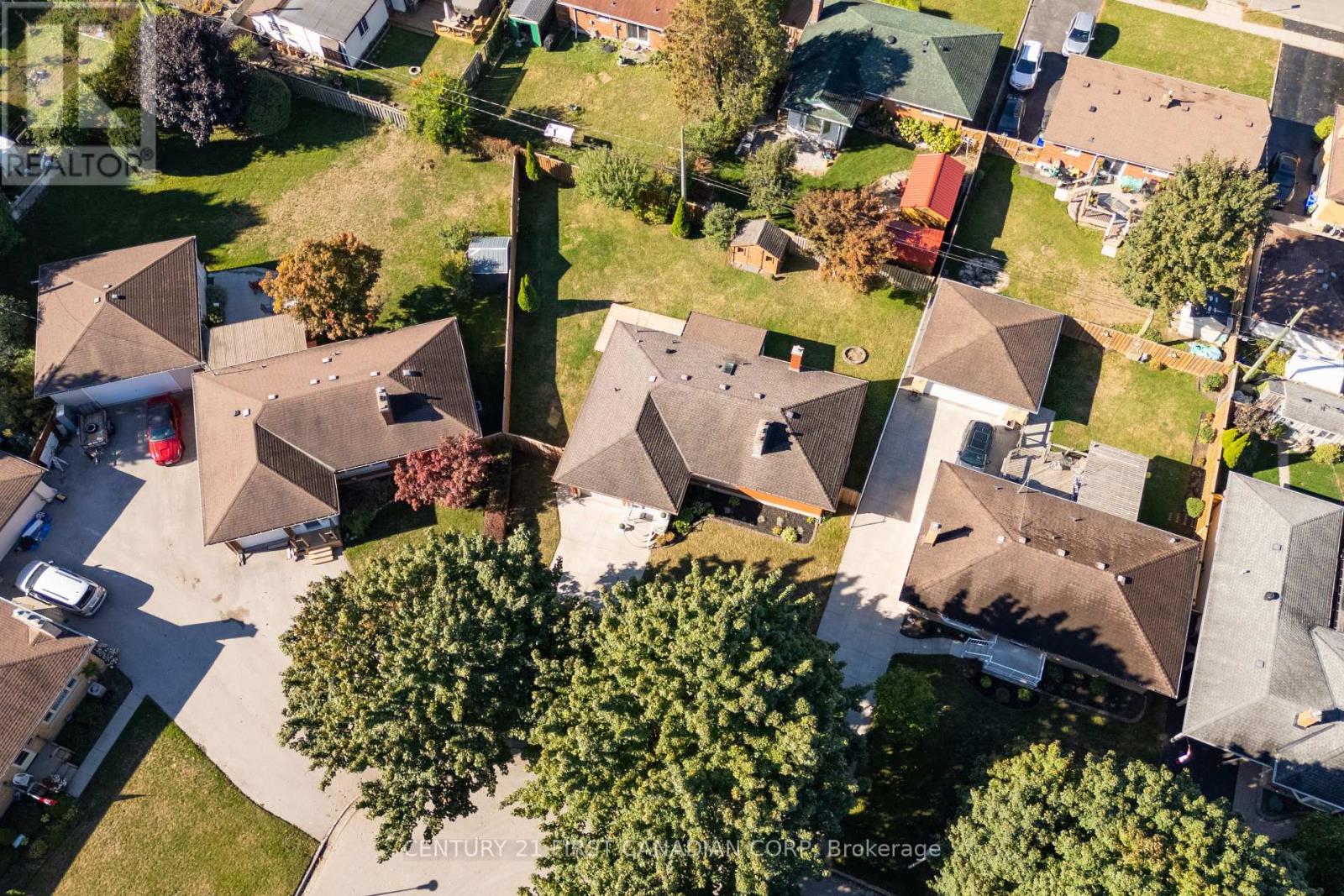 21 Marbenor Crescent, London East, Ontario  N5W 1T4 - Photo 26 - X12436543