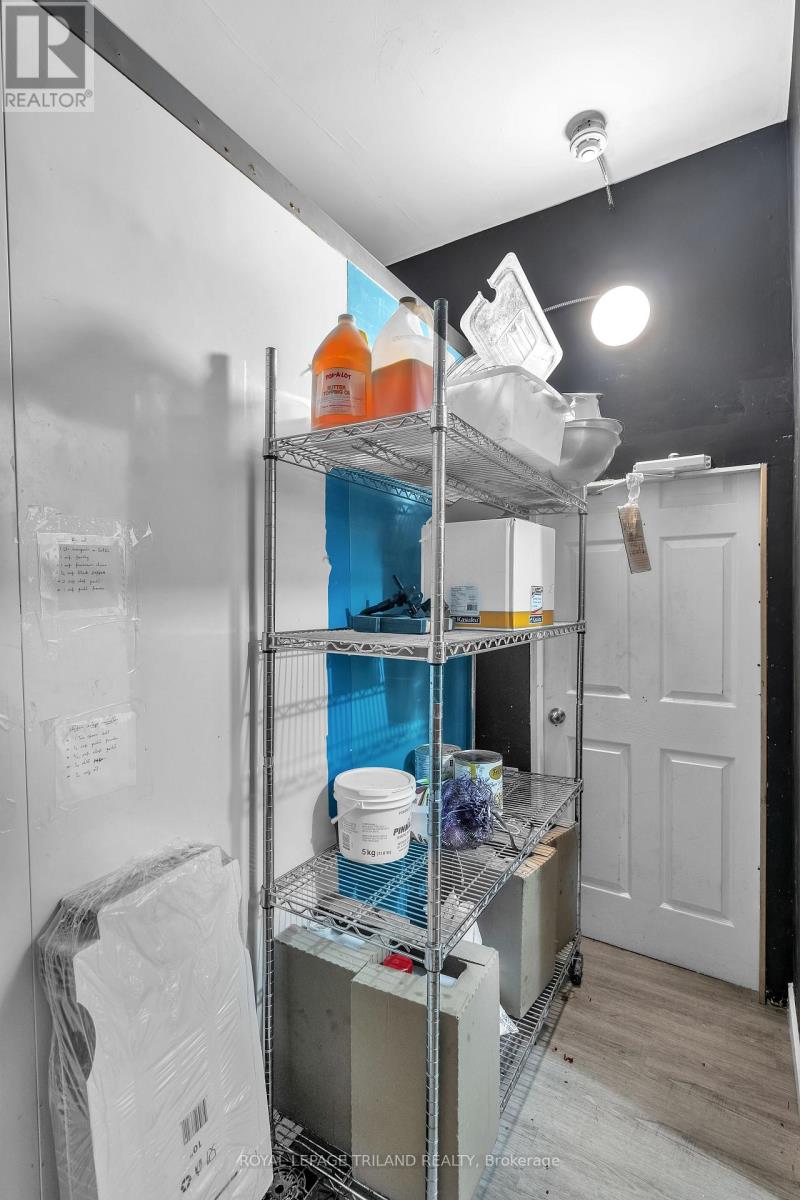218 Horton Street E, London East, Ontario  N6B 1K9 - Photo 19 - X12436545