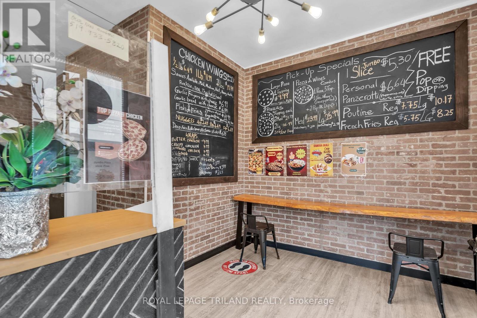 218 Horton Street E, London East, Ontario  N6B 1K9 - Photo 3 - X12436545