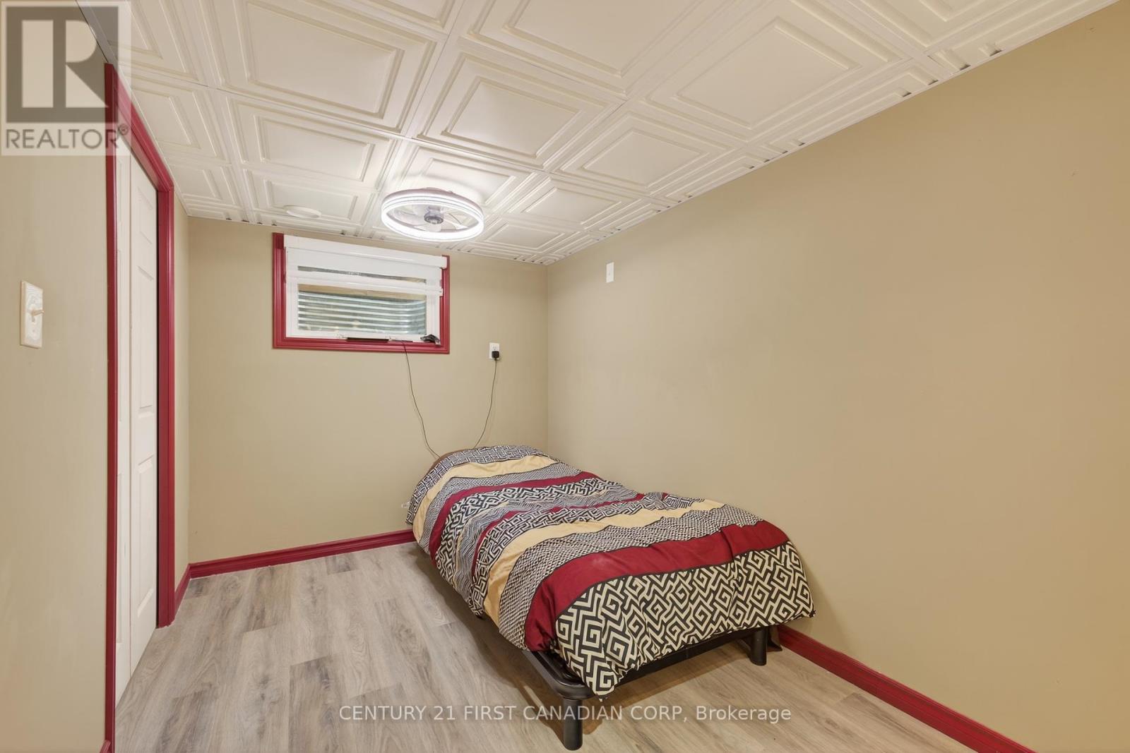 20 Ashbury Avenue, London South, Ontario  N6E 1S8 - Photo 19 - X12436560