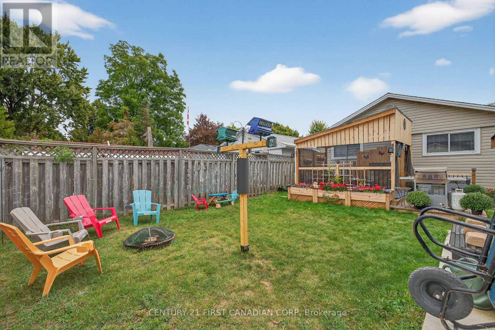 20 Ashbury Avenue, London South, Ontario  N6E 1S8 - Photo 31 - X12436560