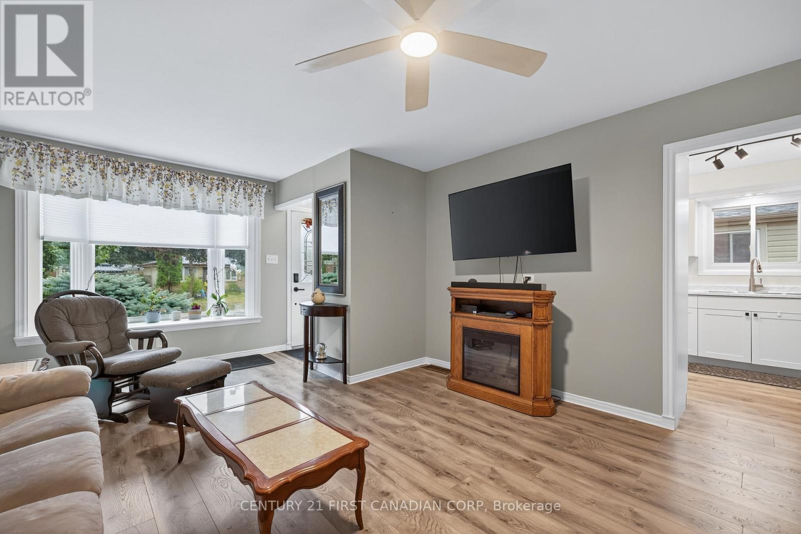 20 Ashbury Avenue, London South, Ontario  N6E 1S8 - Photo 8 - X12436560