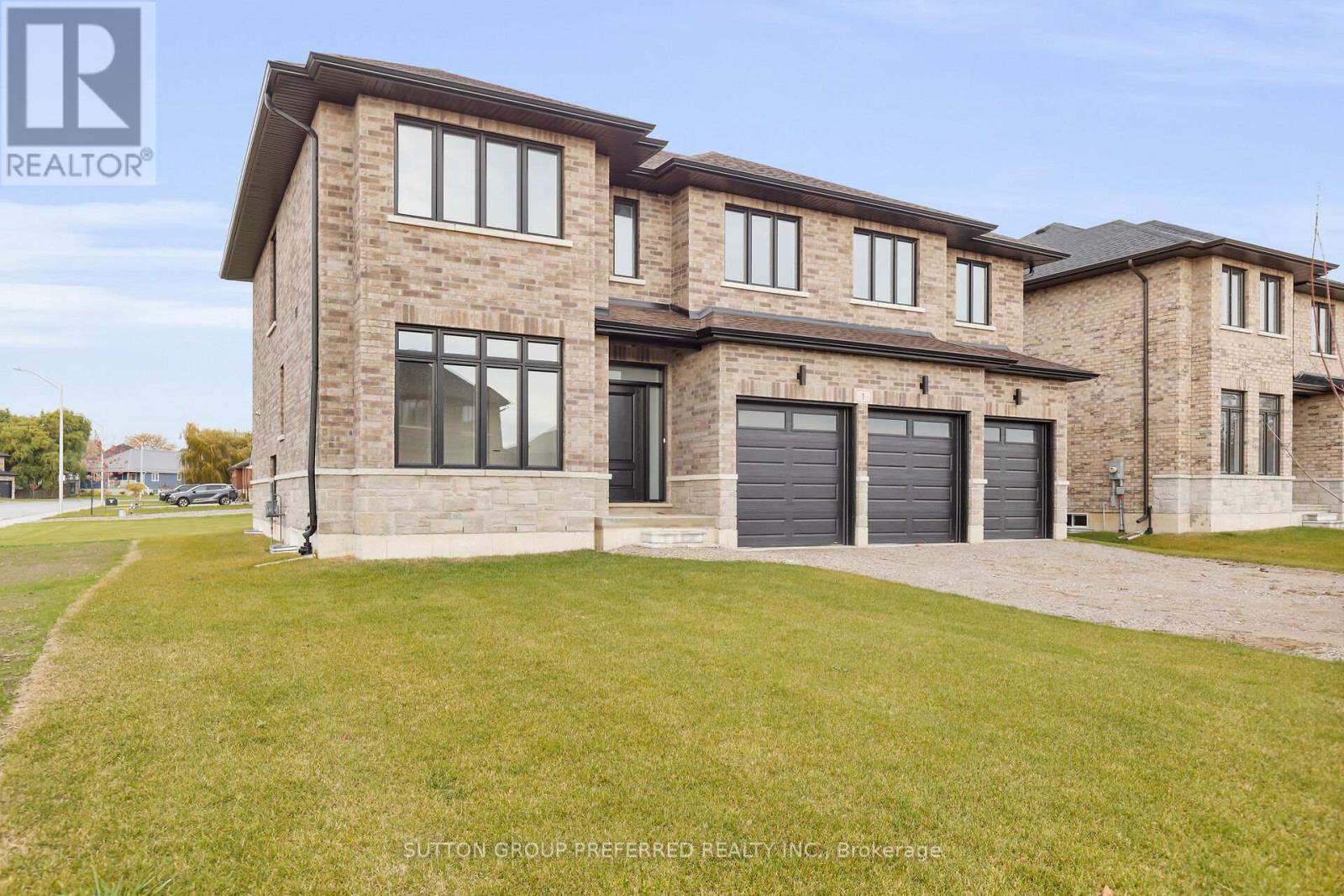 1 Bouw Place, Dutton/dunwich, Ontario  N0L 1J0 - Photo 1 - X12436571