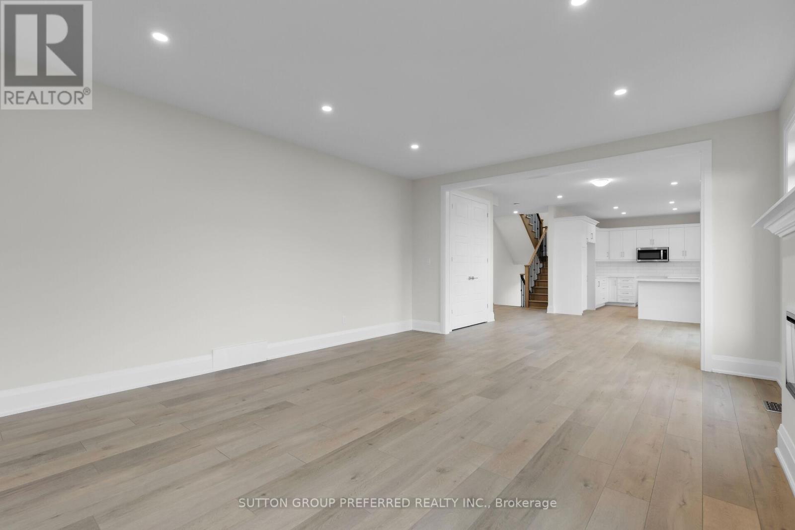1 Bouw Place, Dutton/dunwich, Ontario  N0L 1J0 - Photo 12 - X12436571