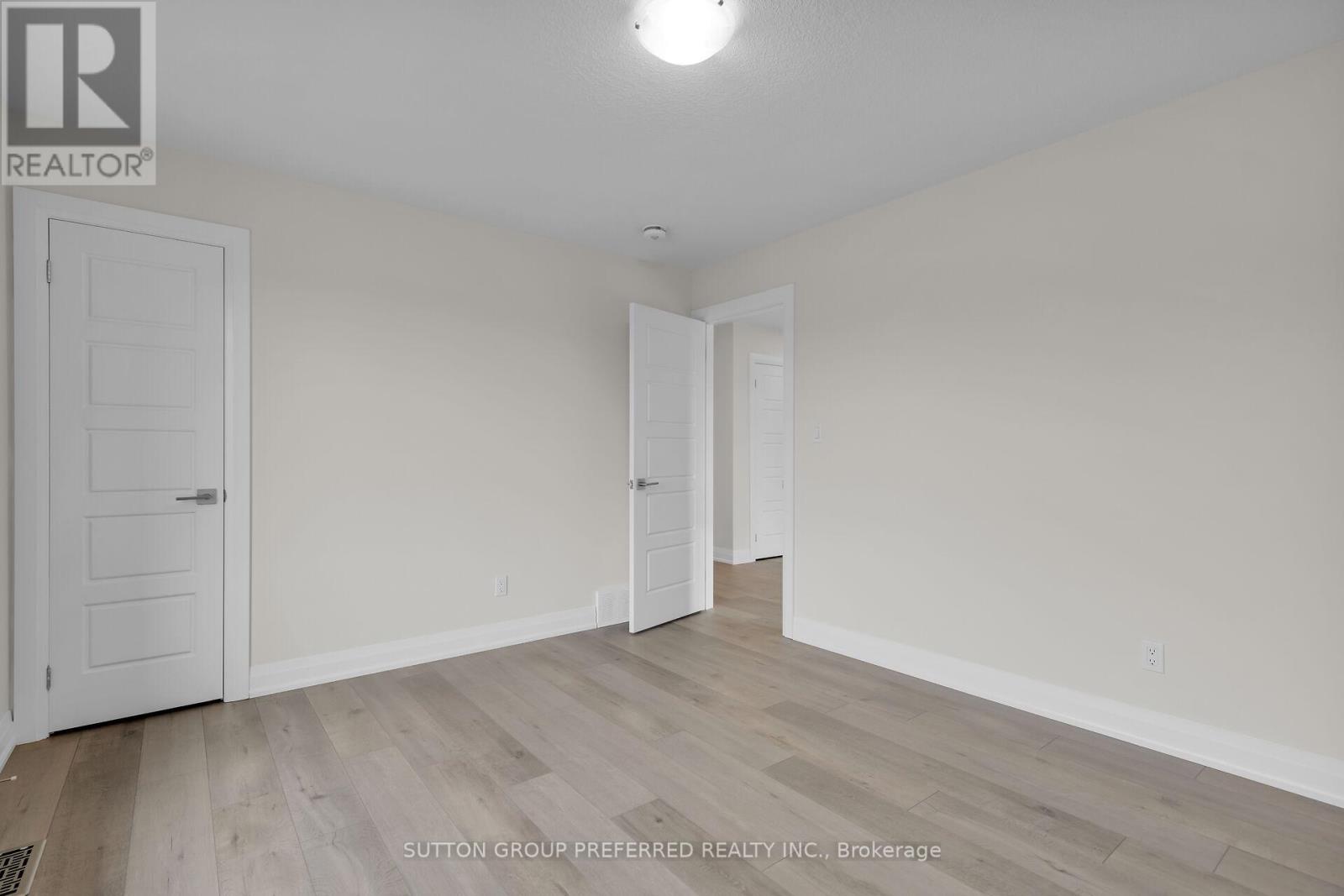 1 Bouw Place, Dutton/dunwich, Ontario  N0L 1J0 - Photo 24 - X12436571
