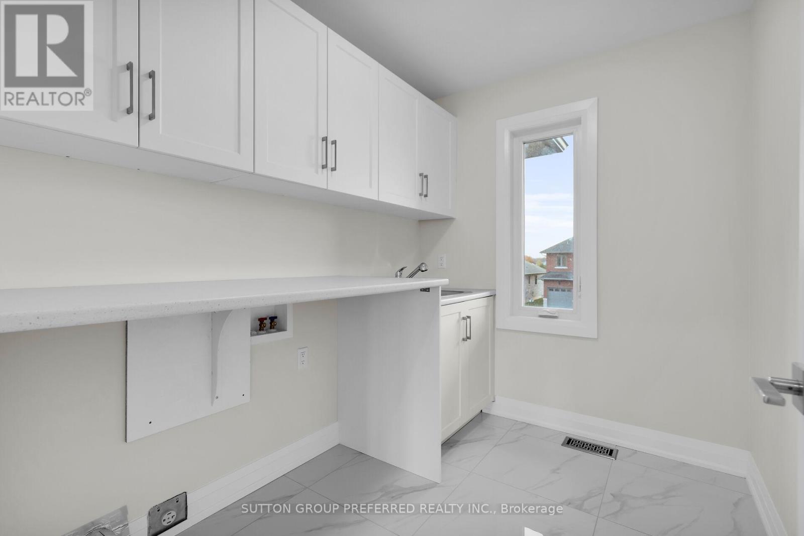 1 Bouw Place, Dutton/dunwich, Ontario  N0L 1J0 - Photo 31 - X12436571