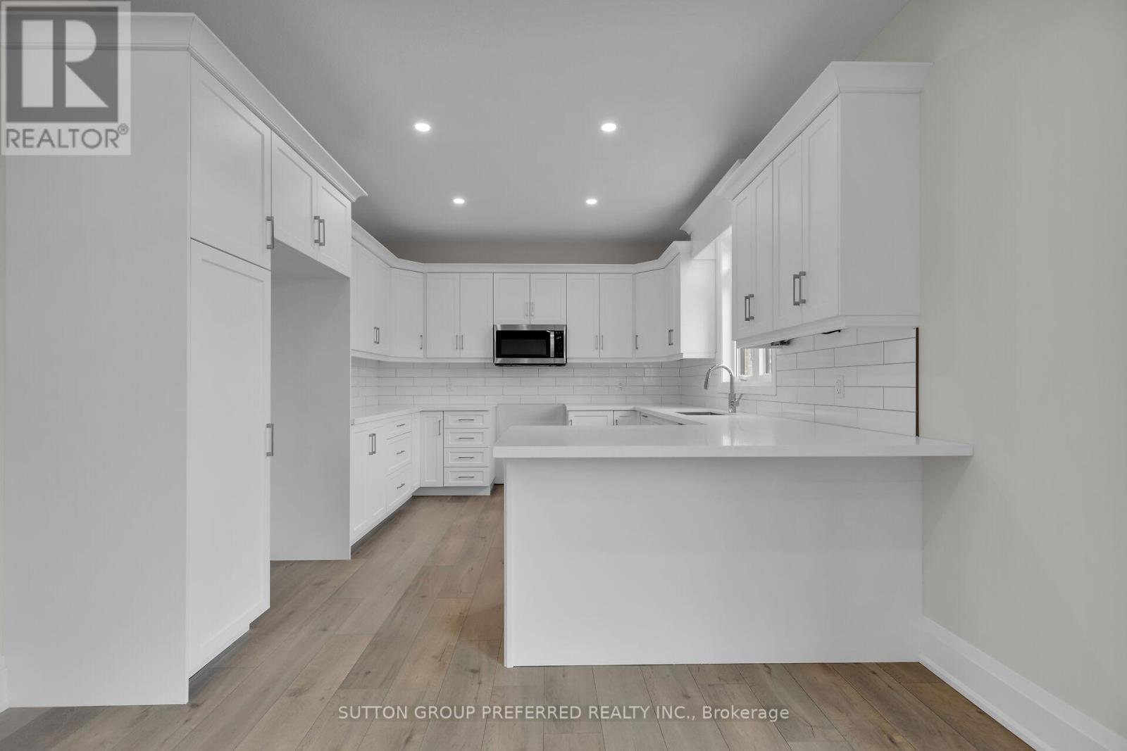 1 Bouw Place, Dutton/dunwich, Ontario  N0L 1J0 - Photo 6 - X12436571