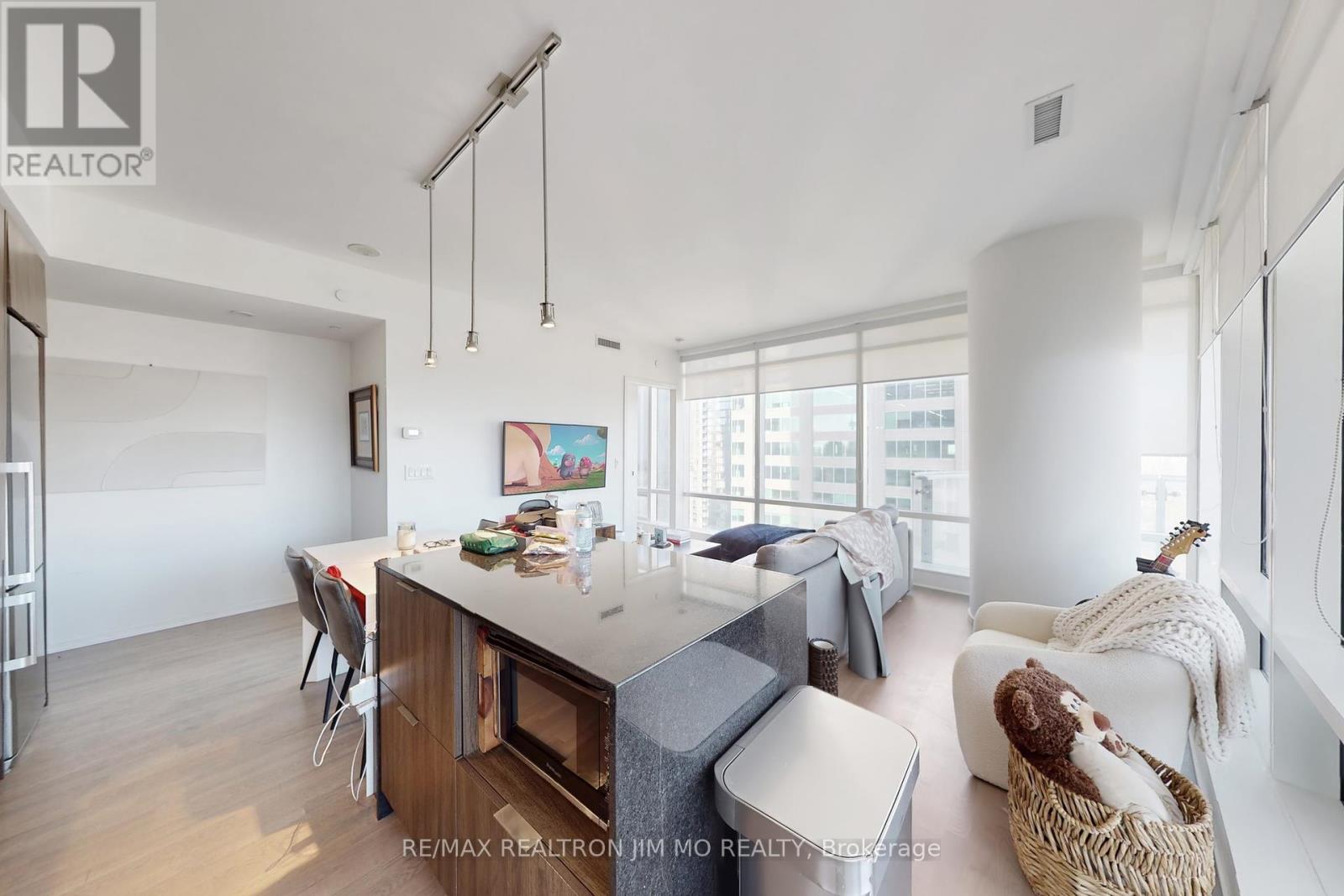 3401 - 1 Bloor Street E, Toronto, Ontario  M4W 0A8 - Photo 9 - C12436205