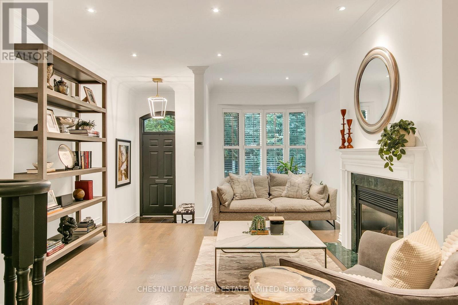 108 Pleasant Boulevard, Toronto, Ontario  M4T 1J8 - Photo 4 - C12436268
