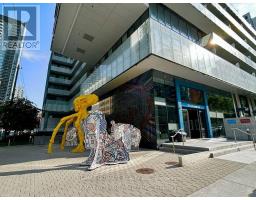 2102 - 161 ROEHAMPTON AVENUE, Toronto, Ontario