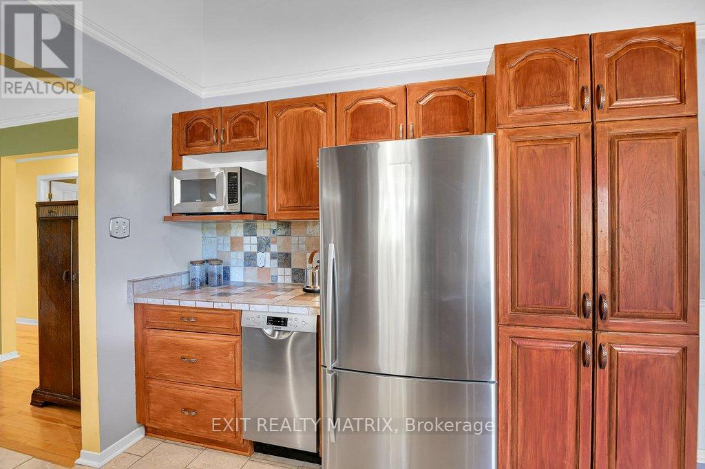 1374 County 7 Road, North Dundas, Ontario  K0A 2R0 - Photo 13 - X12436330