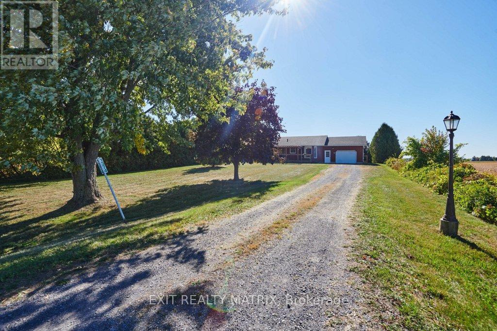 1374 County 7 Road, North Dundas, Ontario  K0A 2R0 - Photo 2 - X12436330
