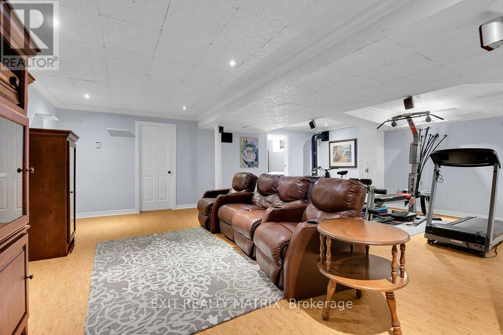 1374 County 7 Road, North Dundas, Ontario  K0A 2R0 - Photo 21 - X12436330