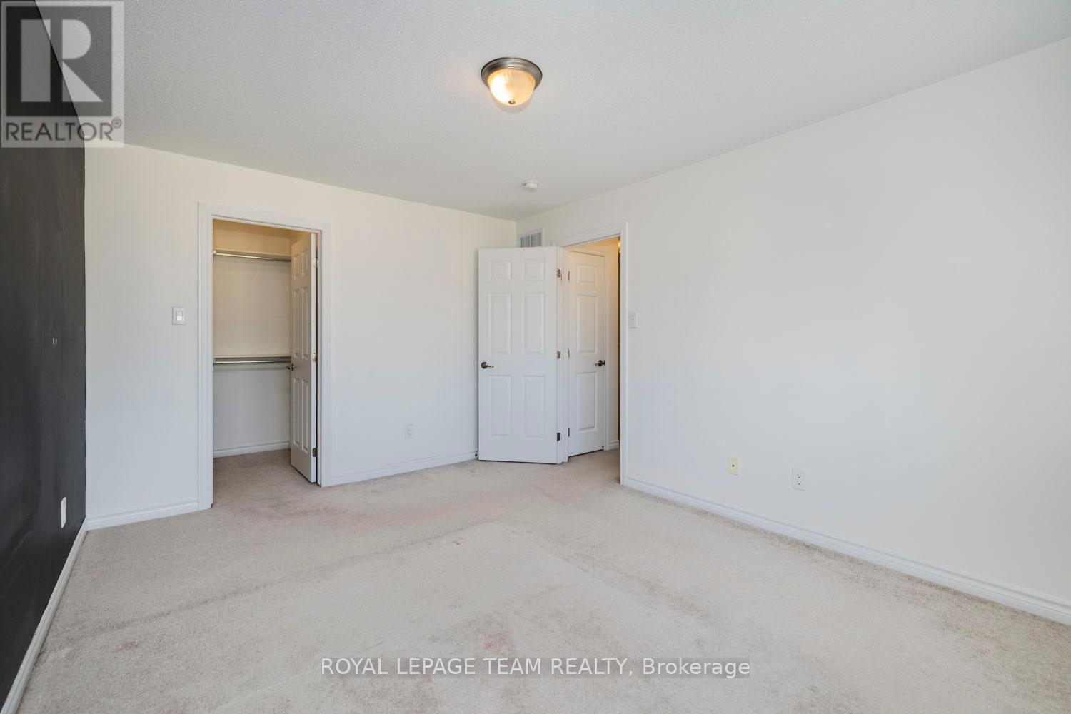 552 Foxlight Circle, Ottawa, Ontario  K2R 1G9 - Photo 25 - X12436337