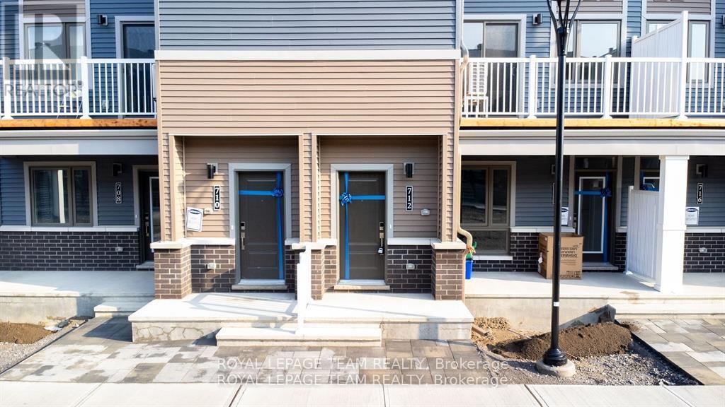 712 Parnian Private, Ottawa, Ontario  K2J 7K6 - Photo 2 - X12436476