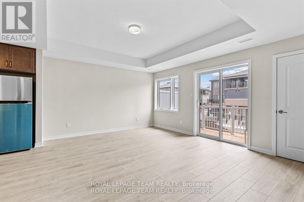 712 Parnian Private, Ottawa, Ontario  K2J 7K6 - Photo 7 - X12436476