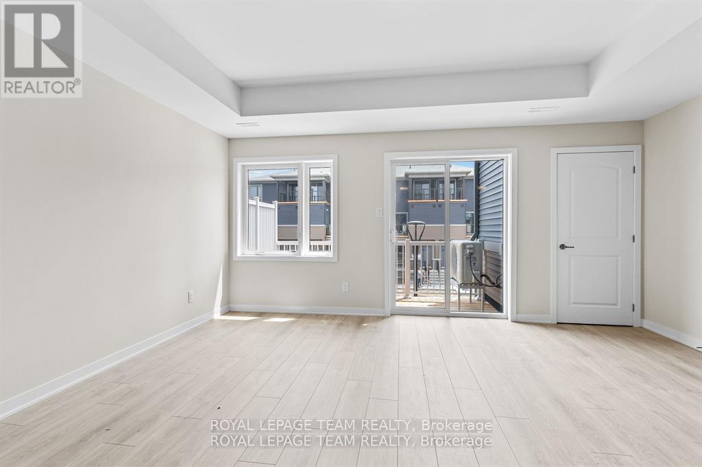 712 Parnian Private, Ottawa, Ontario  K2J 7K6 - Photo 8 - X12436476