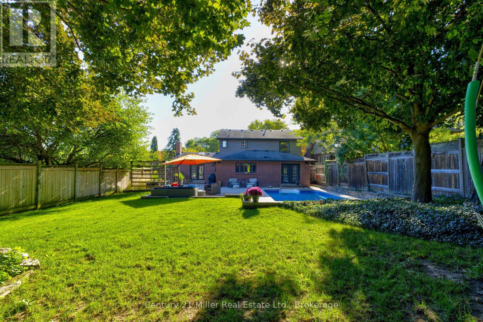6 Mays Crescent, Hamilton, Ontario  L0R 2H4 - Photo 48 - X12436431