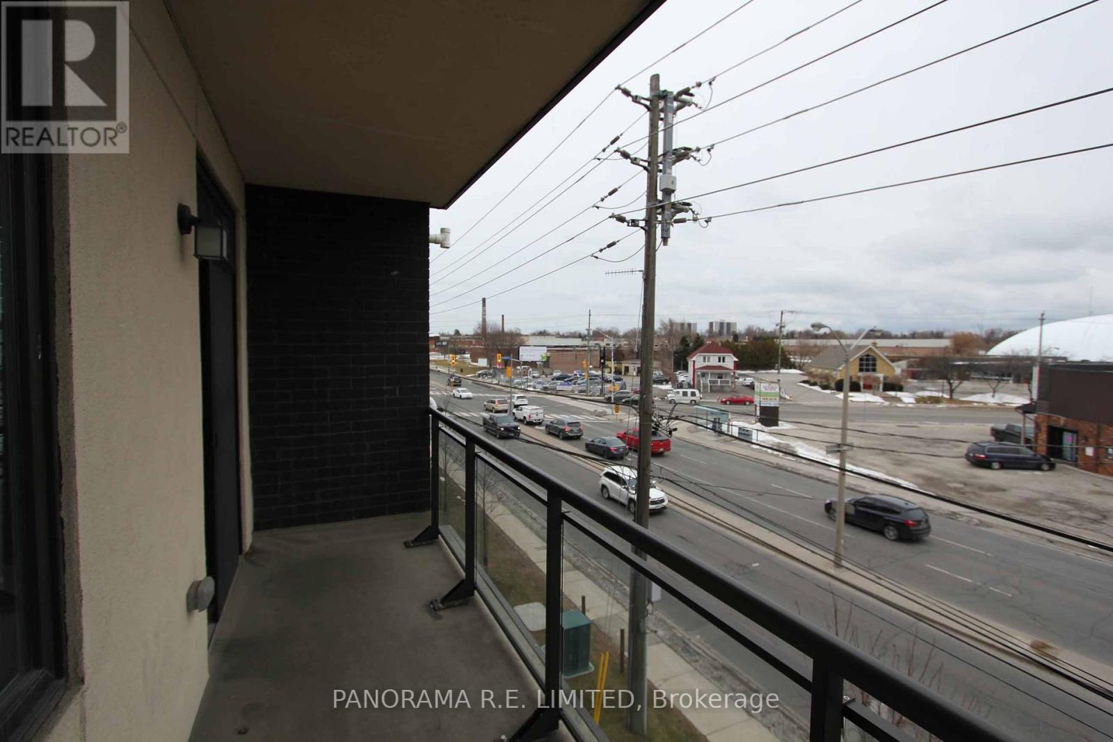 318 - 3560 St Clair Avenue E, Toronto, Ontario  M1K 2A7 - Photo 15 - E12436204