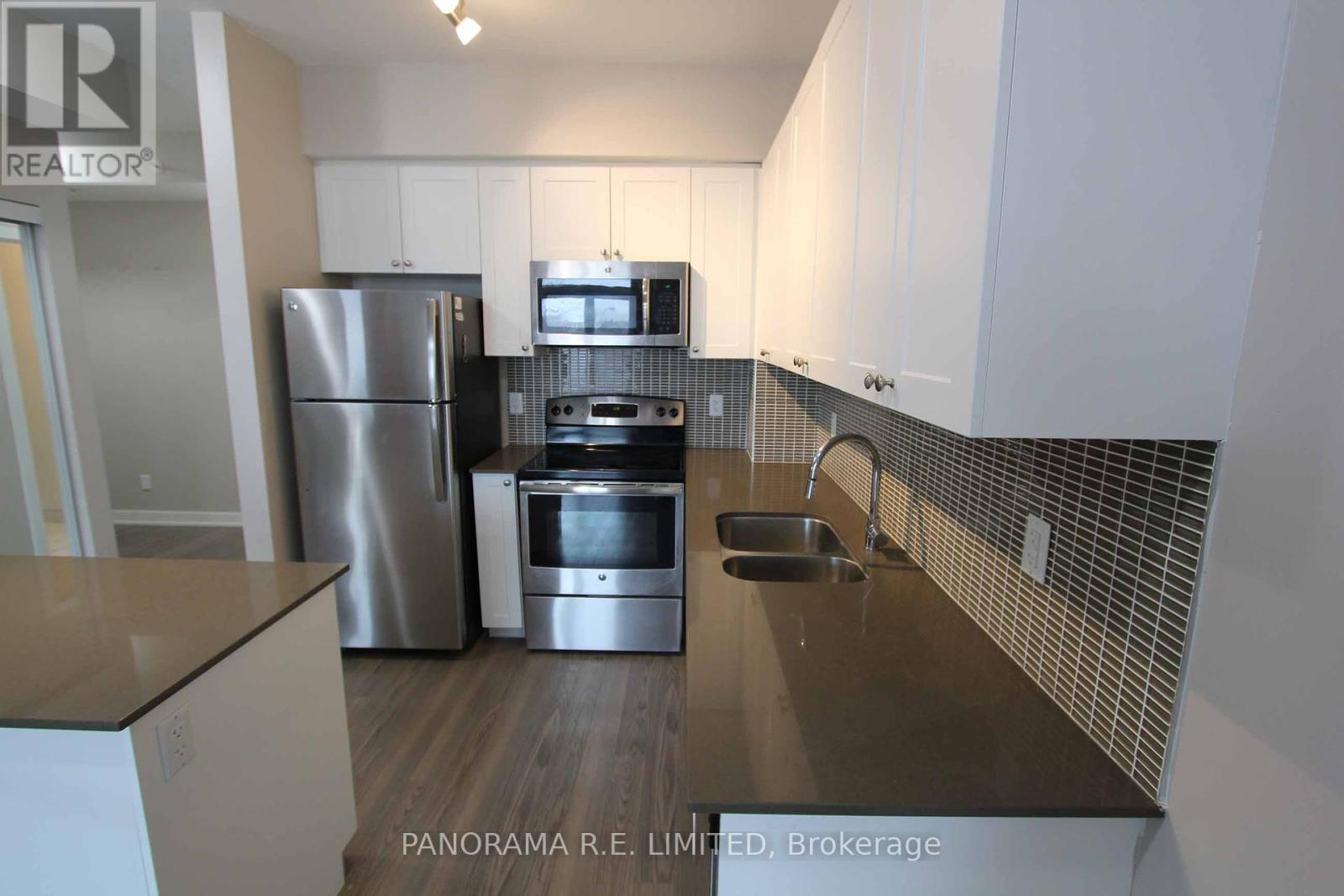 318 - 3560 St Clair Avenue E, Toronto, Ontario  M1K 2A7 - Photo 7 - E12436204