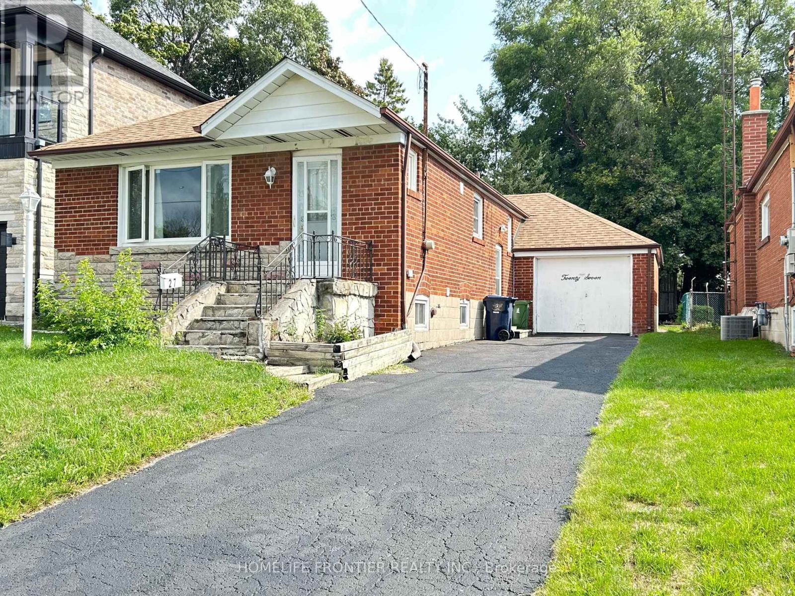 27 Rensburg Drive, Toronto, Ontario  M1K 3A2 - Photo 1 - E12436217