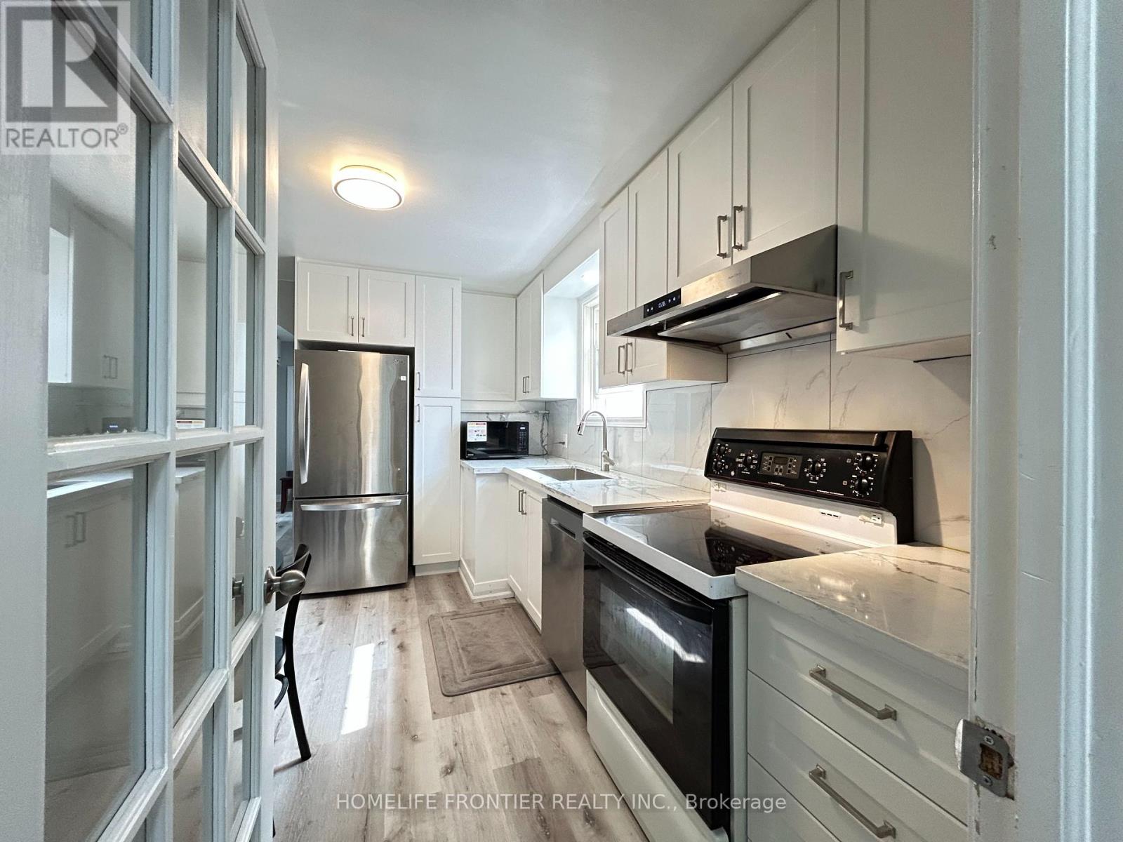 27 Rensburg Drive, Toronto, Ontario  M1K 3A2 - Photo 10 - E12436217