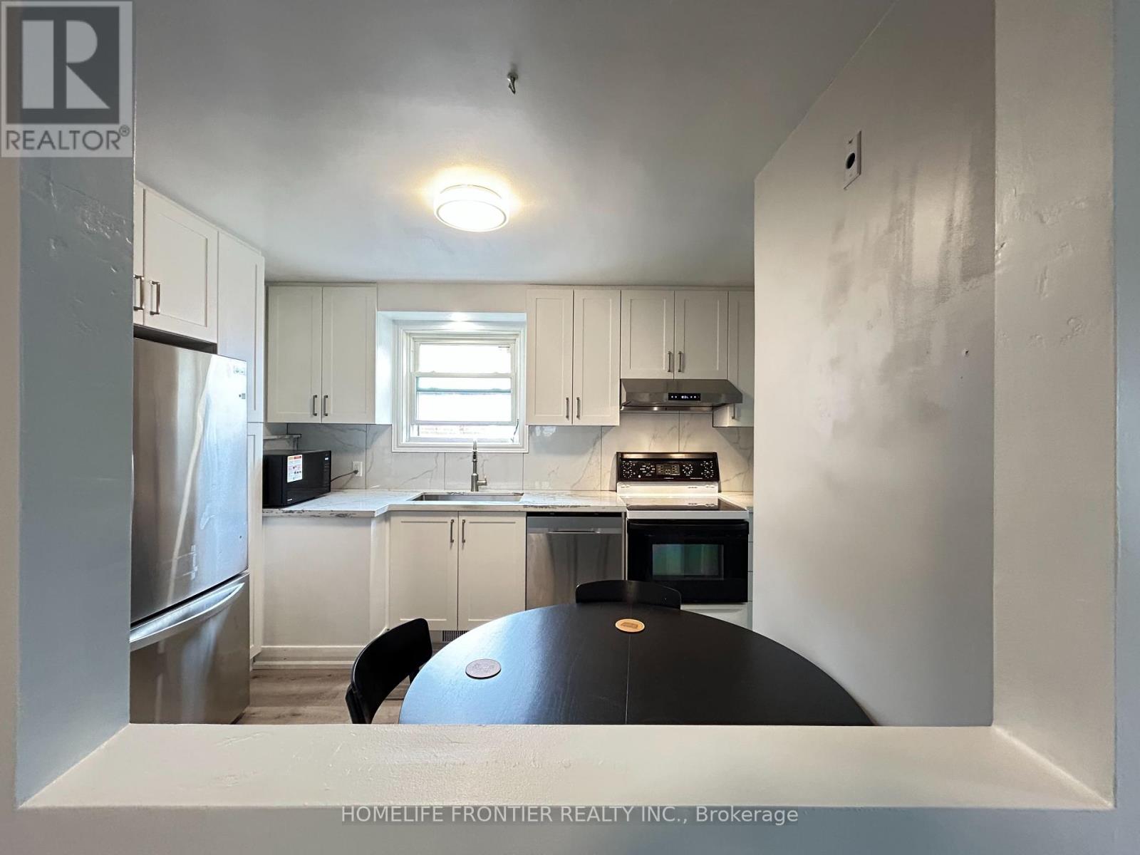 27 Rensburg Drive, Toronto, Ontario  M1K 3A2 - Photo 12 - E12436217