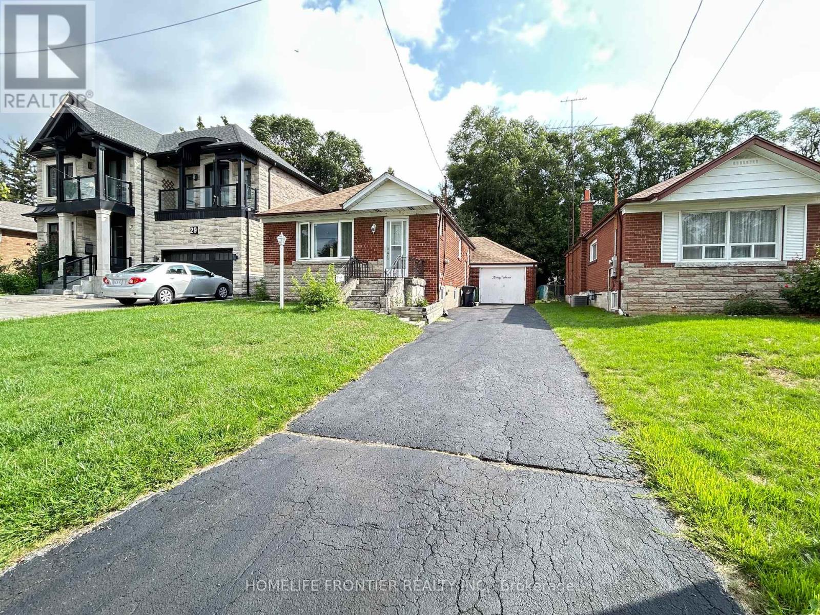 27 Rensburg Drive, Toronto, Ontario  M1K 3A2 - Photo 3 - E12436217