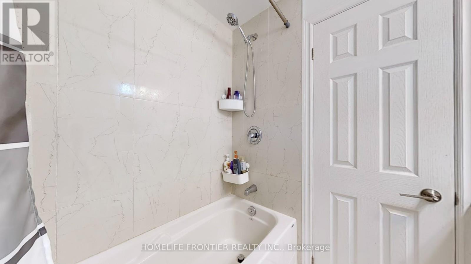1644 Holly Hedge Drive, Pickering, Ontario  L1X 2G2 - Photo 18 - E12436230