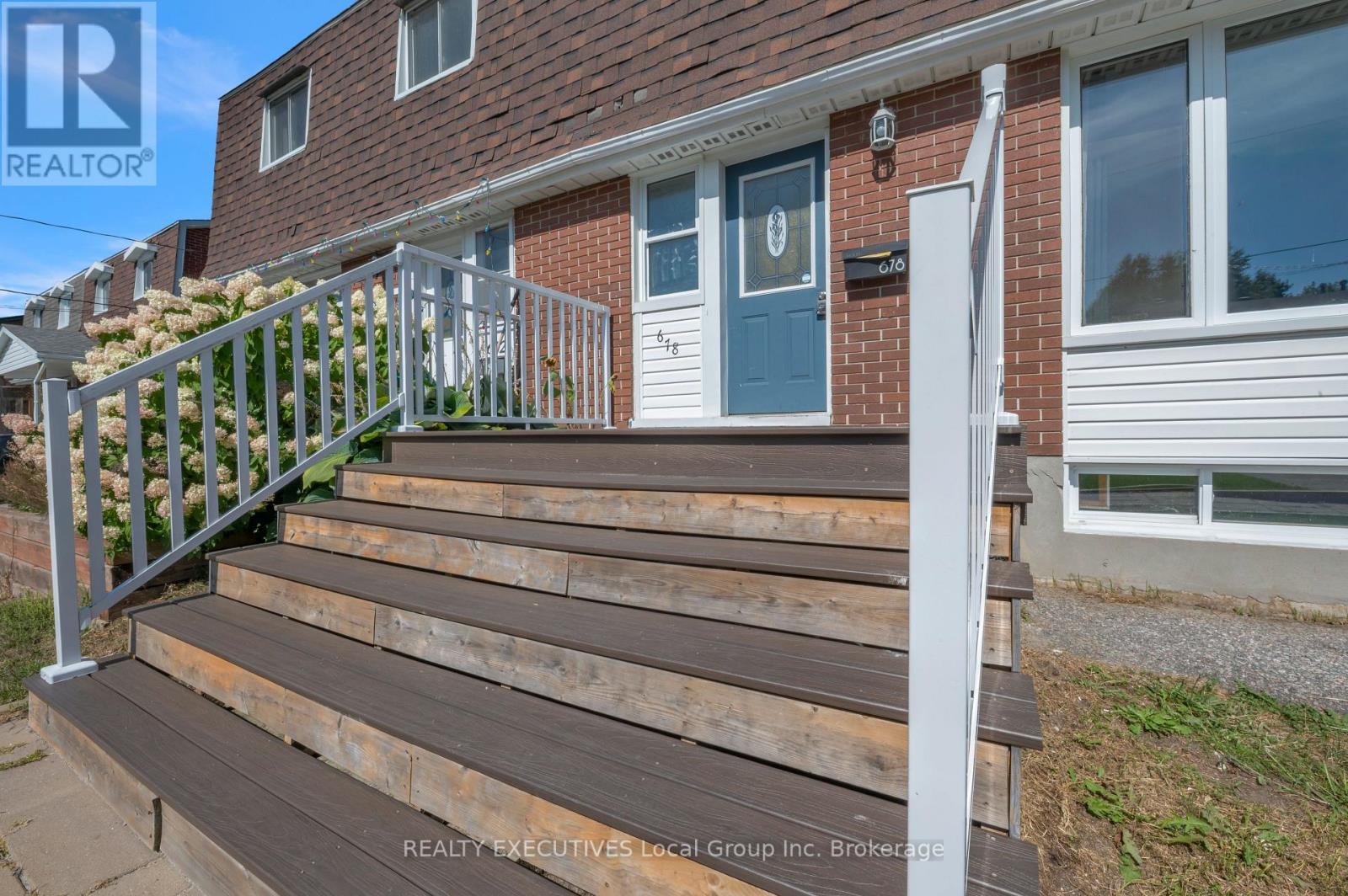 678 Dane Avenue, North Bay (Widdifield), Ontario  P1B 7G7 - Photo 3 - X12436472