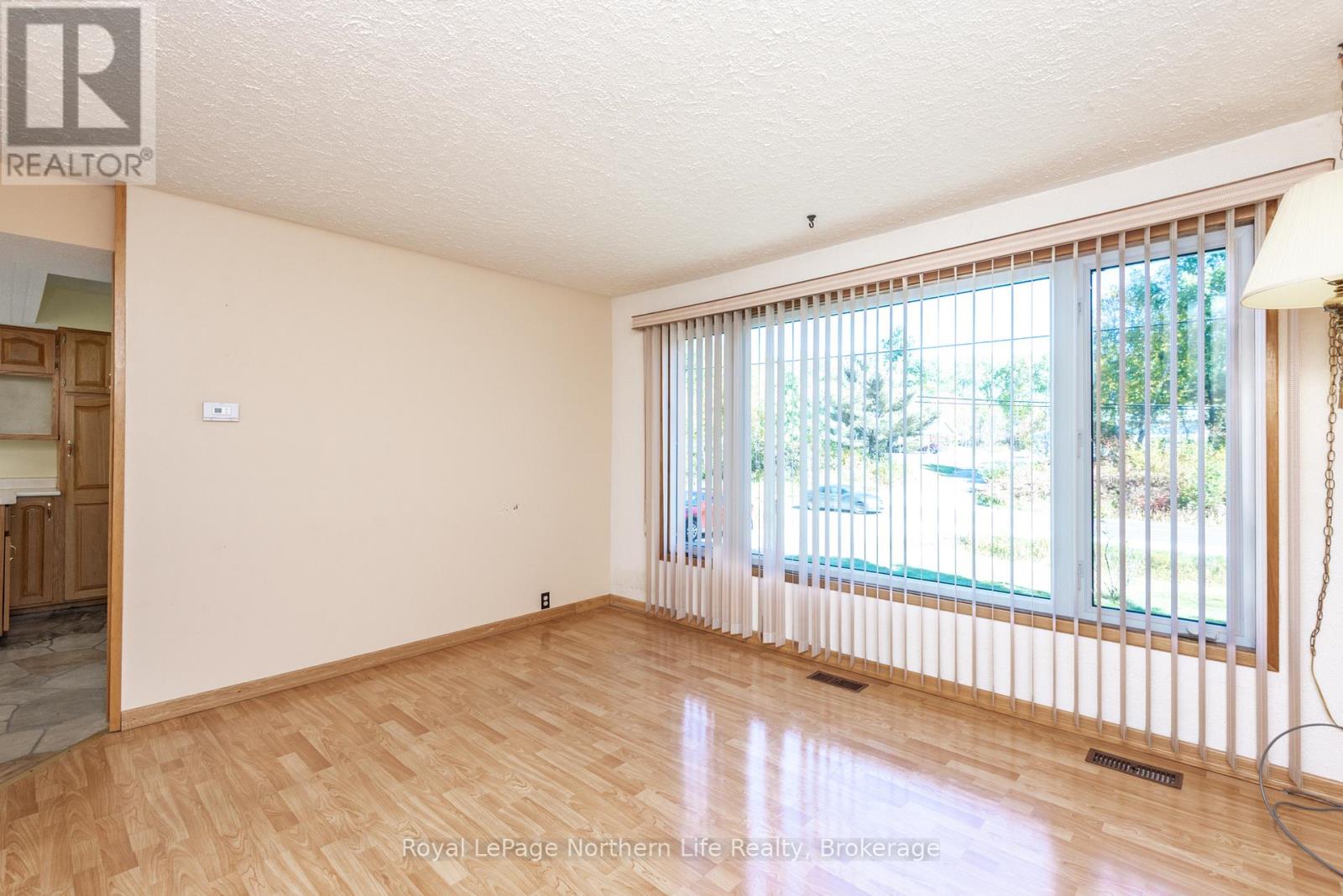 92 Highway 94, East Ferris (Corbeil), Ontario  P0H 1K0 - Photo 16 - X12436514