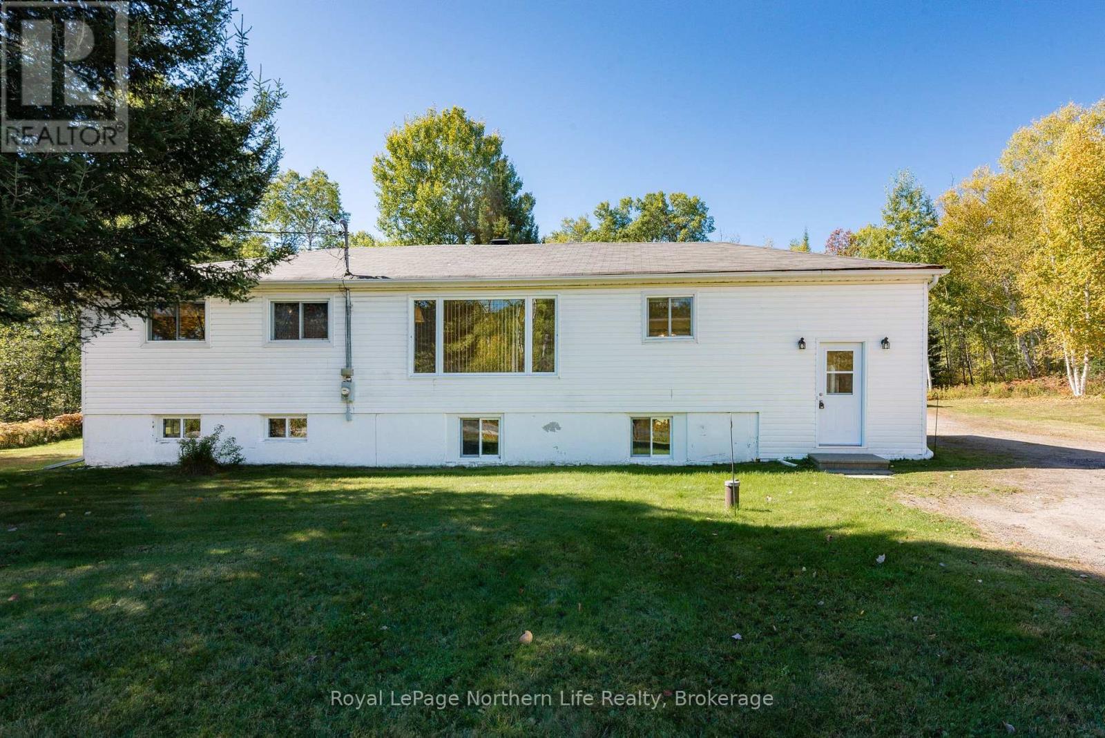 92 Highway 94, East Ferris, Ontario  P0H 1K0 - Photo 2 - X12436514