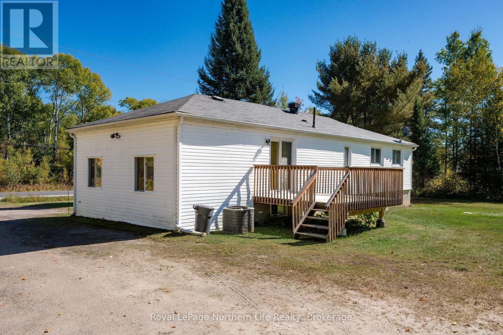 92 Highway 94, East Ferris, Ontario  P0H 1K0 - Photo 5 - X12436514