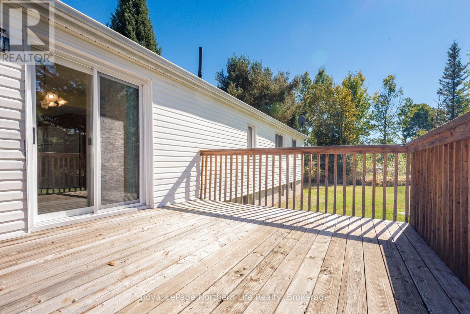 92 Highway 94, East Ferris, Ontario  P0H 1K0 - Photo 7 - X12436514