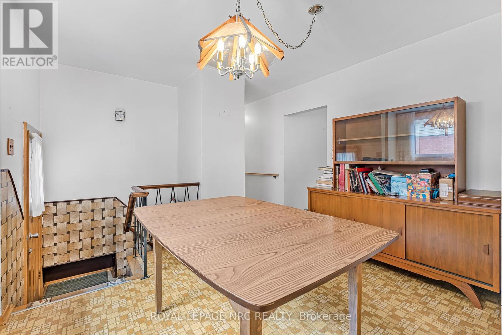 269 Rainbow Drive, Hamilton (Corman), Ontario  L8K 4G3 - Photo 17 - X12436332