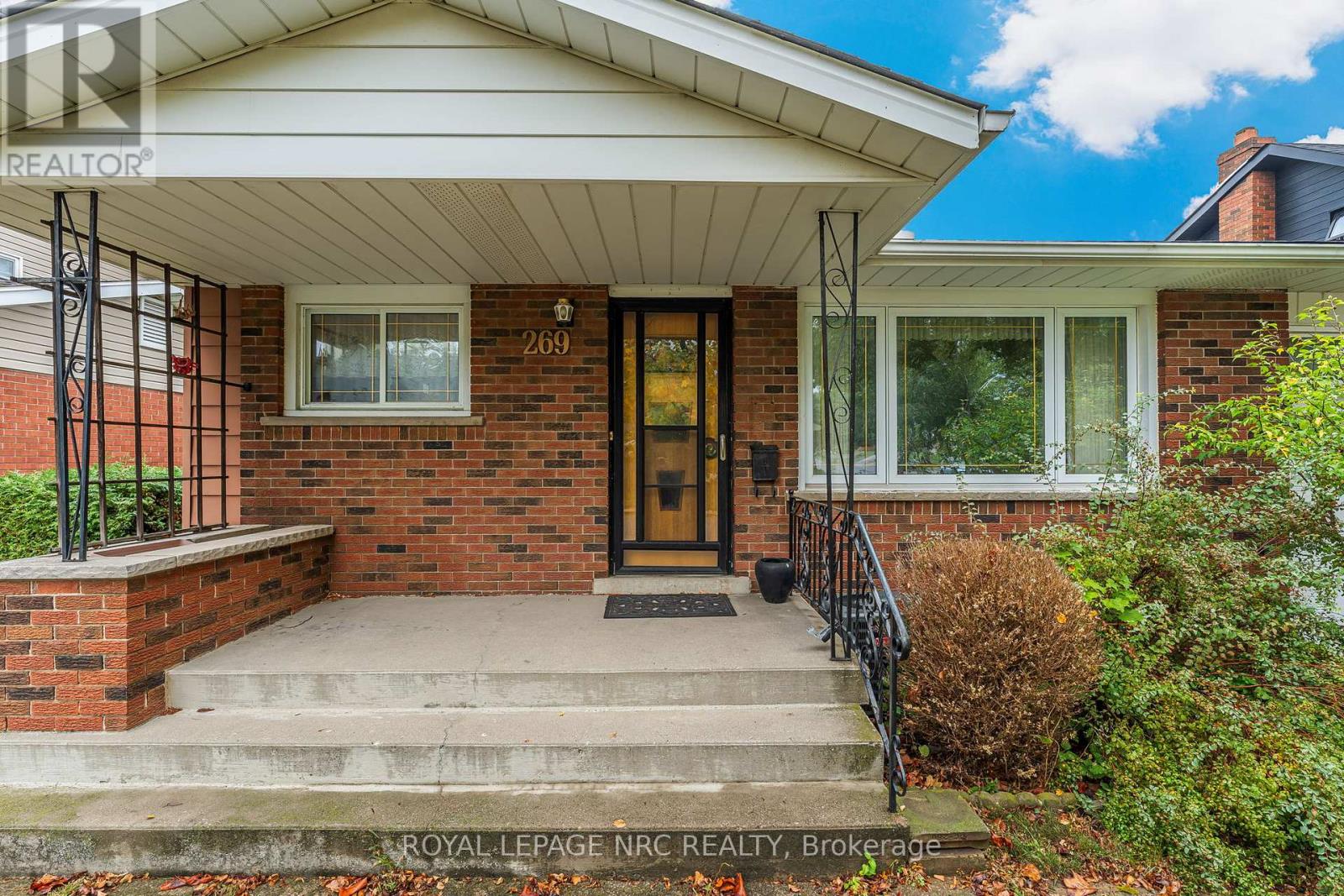 269 Rainbow Drive, Hamilton (Corman), Ontario  L8K 4G3 - Photo 2 - X12436332