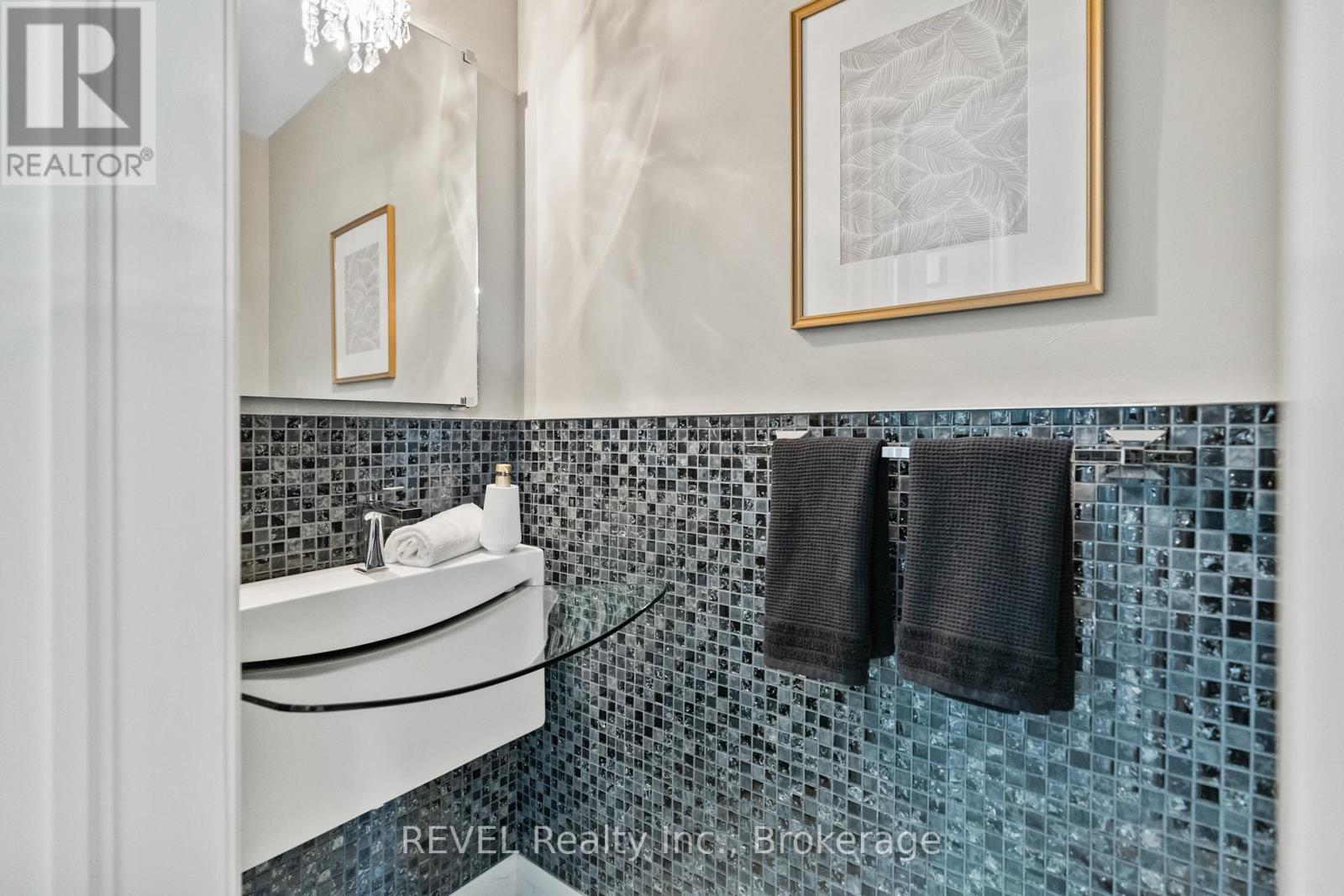 78 Sovereign Drive, St. Catharines (Glendale/glenridge), Ontario  L2T 1Z7 - Photo 24 - X12436459
