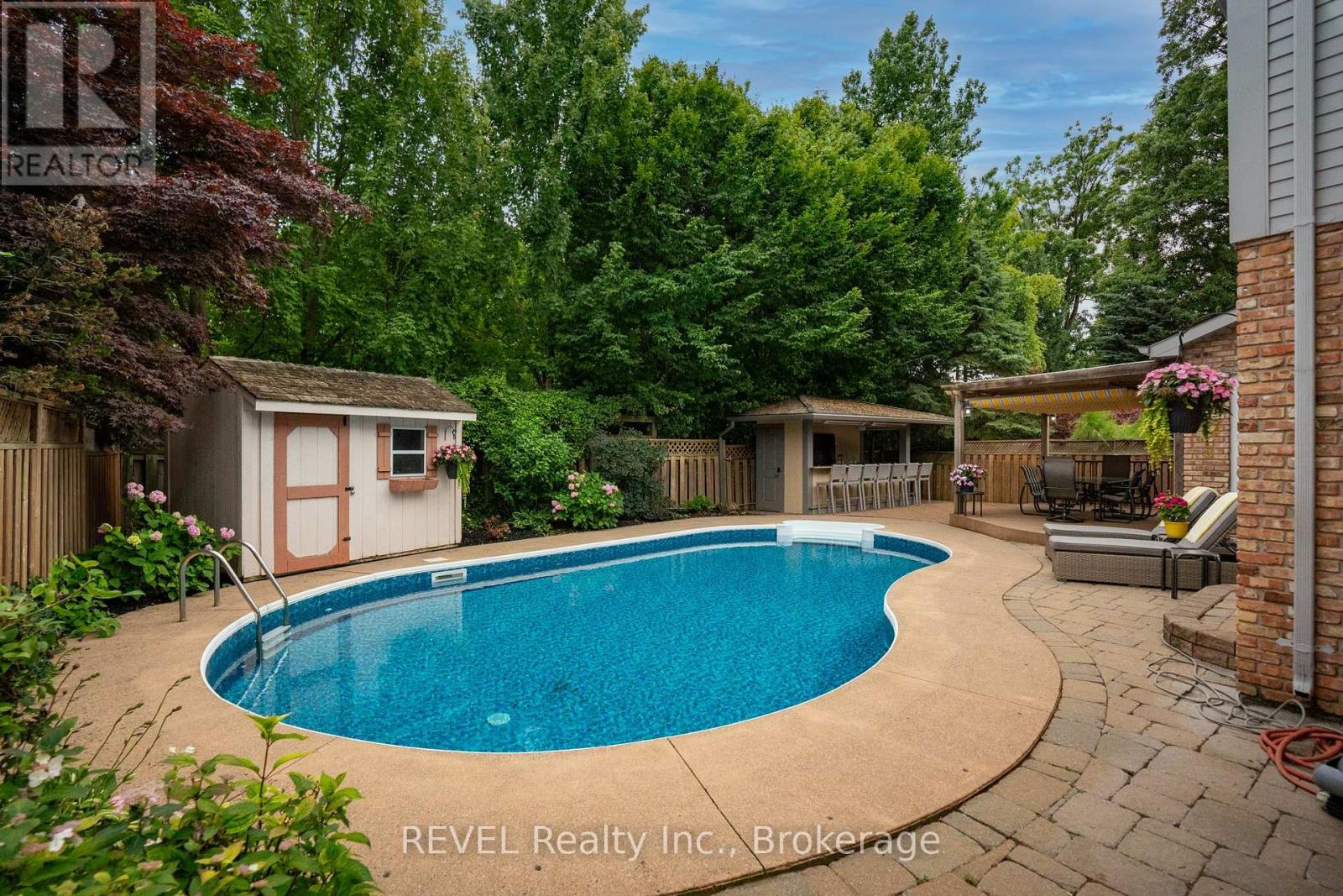 78 Sovereign Drive, St. Catharines (Glendale/glenridge), Ontario  L2T 1Z7 - Photo 37 - X12436459