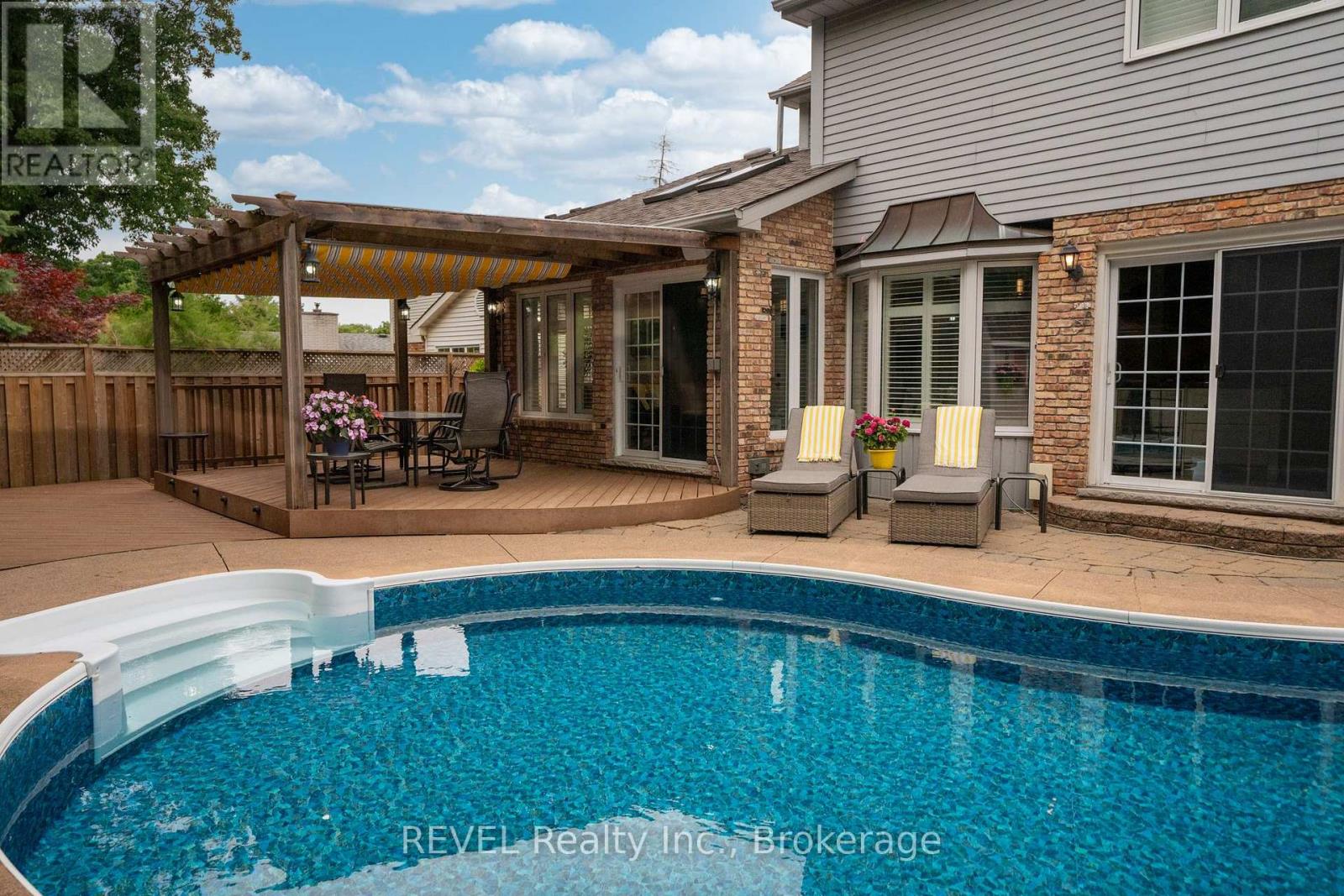 78 Sovereign Drive, St. Catharines (Glendale/glenridge), Ontario  L2T 1Z7 - Photo 40 - X12436459