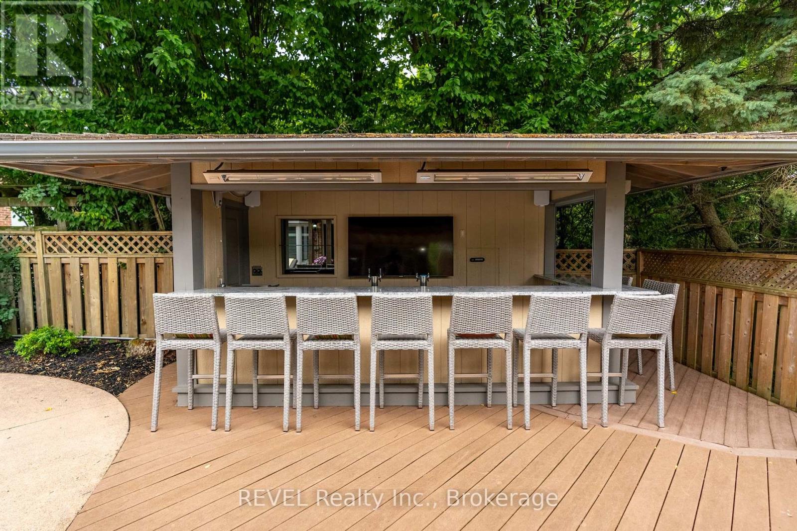 78 Sovereign Drive, St. Catharines (Glendale/glenridge), Ontario  L2T 1Z7 - Photo 42 - X12436459