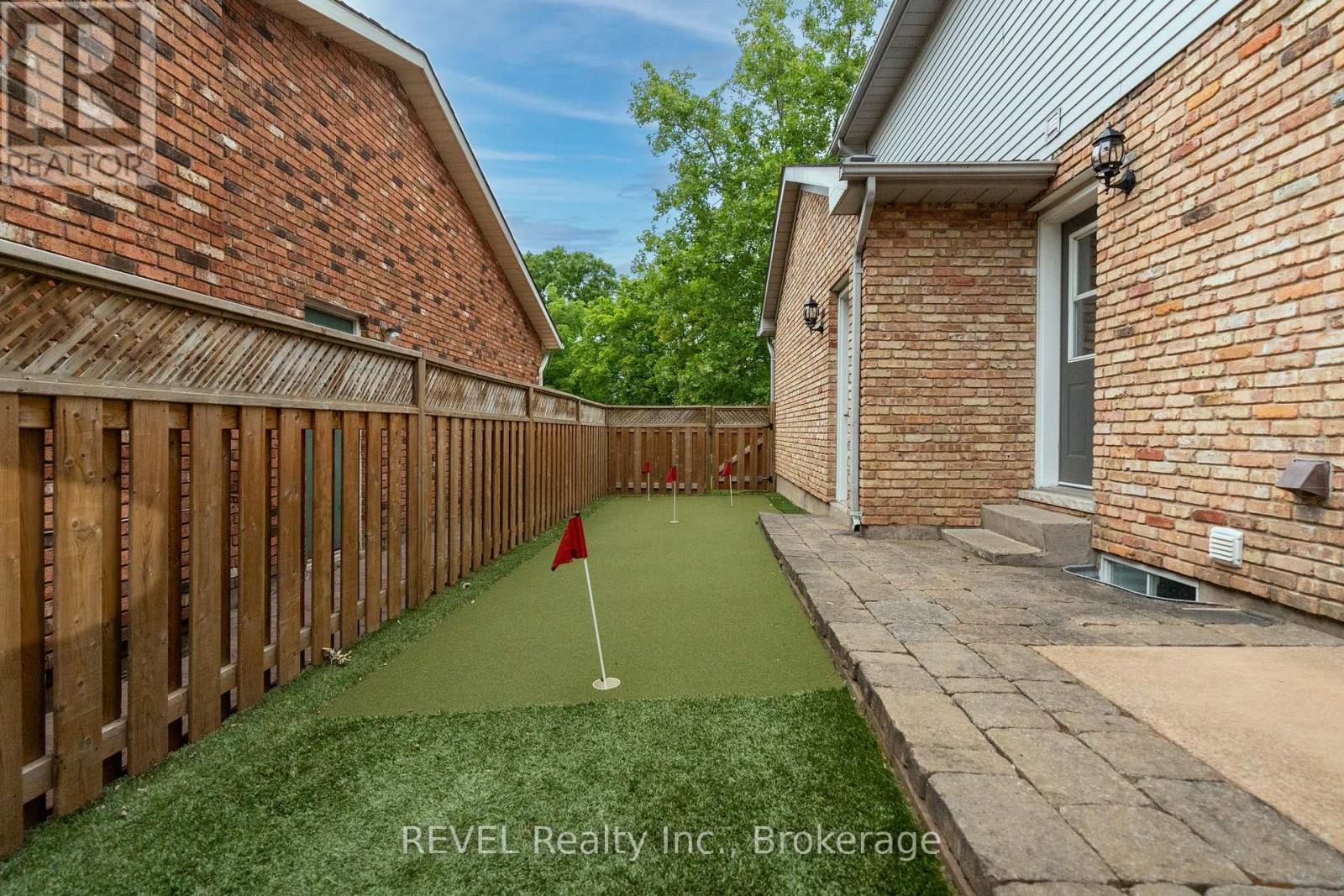 78 Sovereign Drive, St. Catharines (Glendale/glenridge), Ontario  L2T 1Z7 - Photo 44 - X12436459