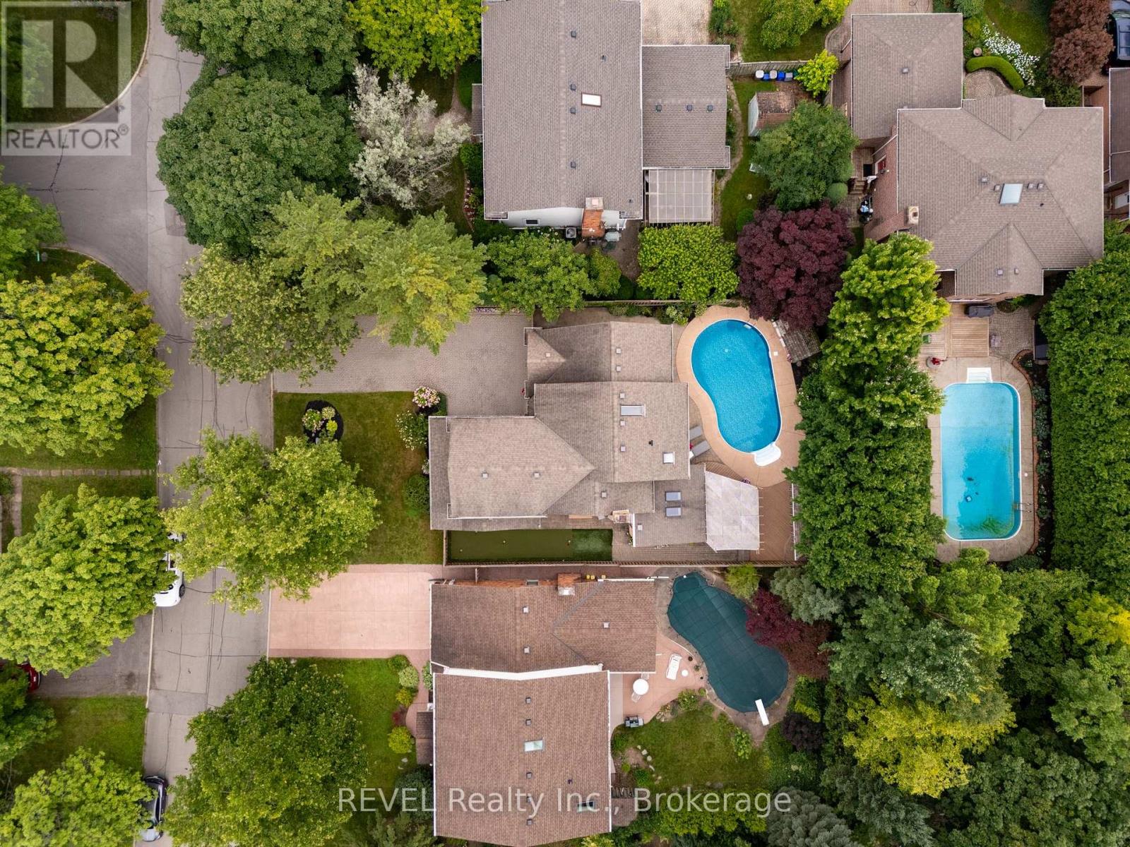 78 Sovereign Drive, St. Catharines (Glendale/glenridge), Ontario  L2T 1Z7 - Photo 6 - X12436459