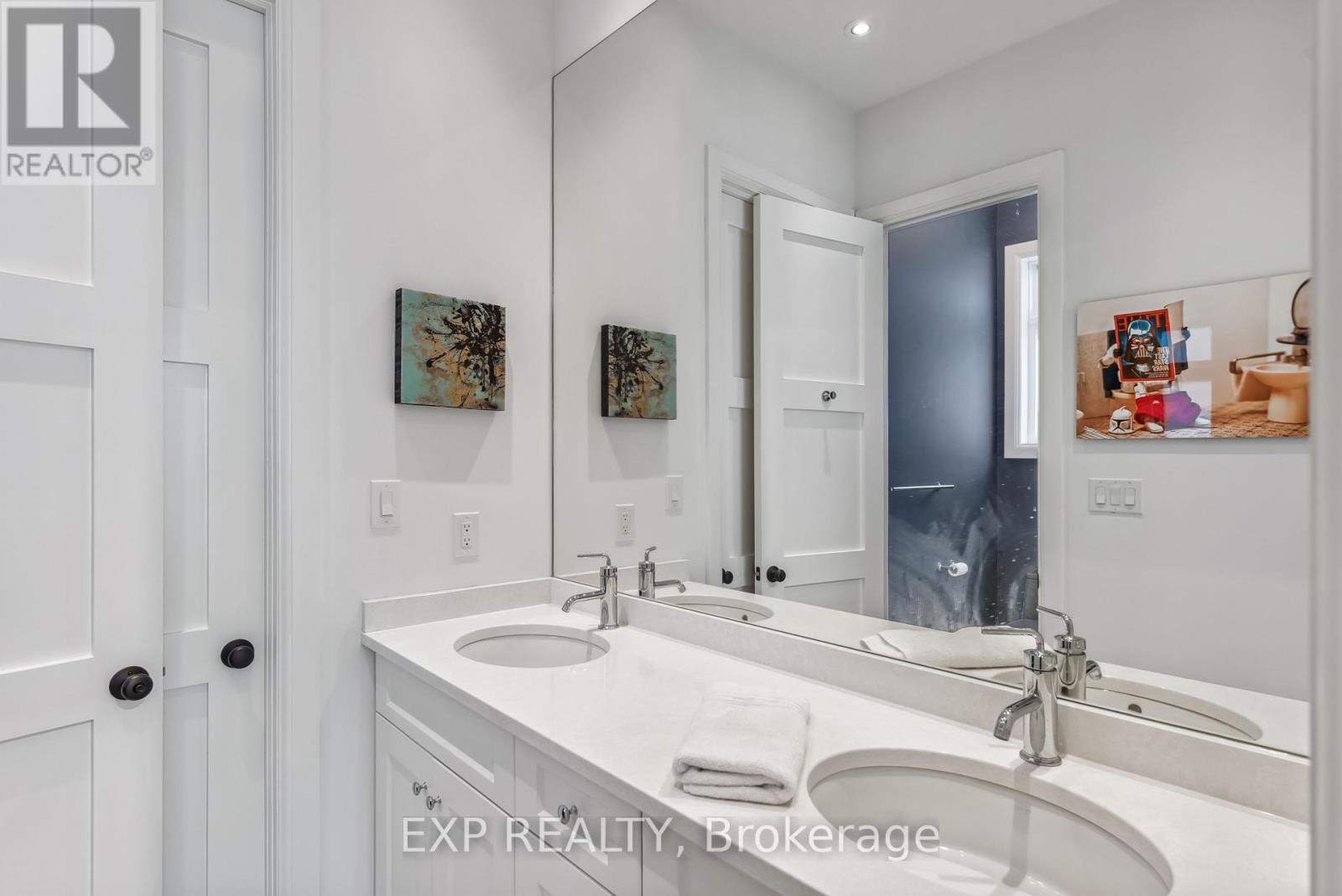 14 Angels Drive, Niagara-On-The-Lake (St. Davids), Ontario  L0S 1J1 - Photo 4 - X12436466