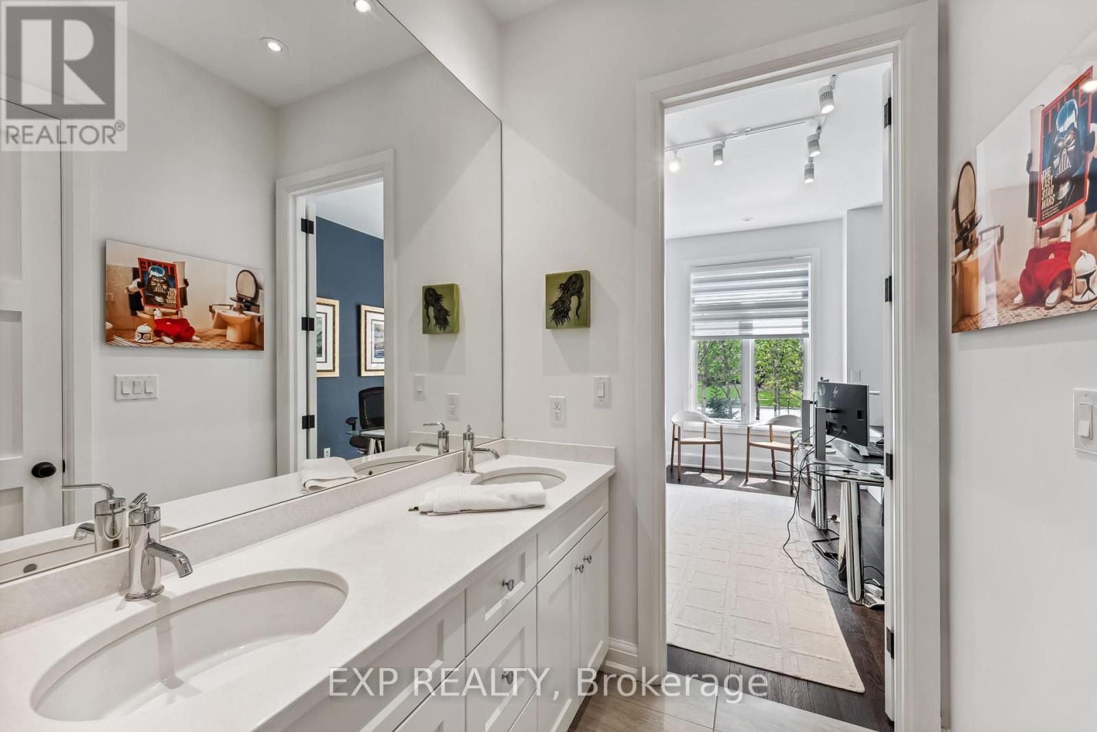 14 Angels Drive, Niagara-On-The-Lake (St. Davids), Ontario  L0S 1J1 - Photo 6 - X12436466