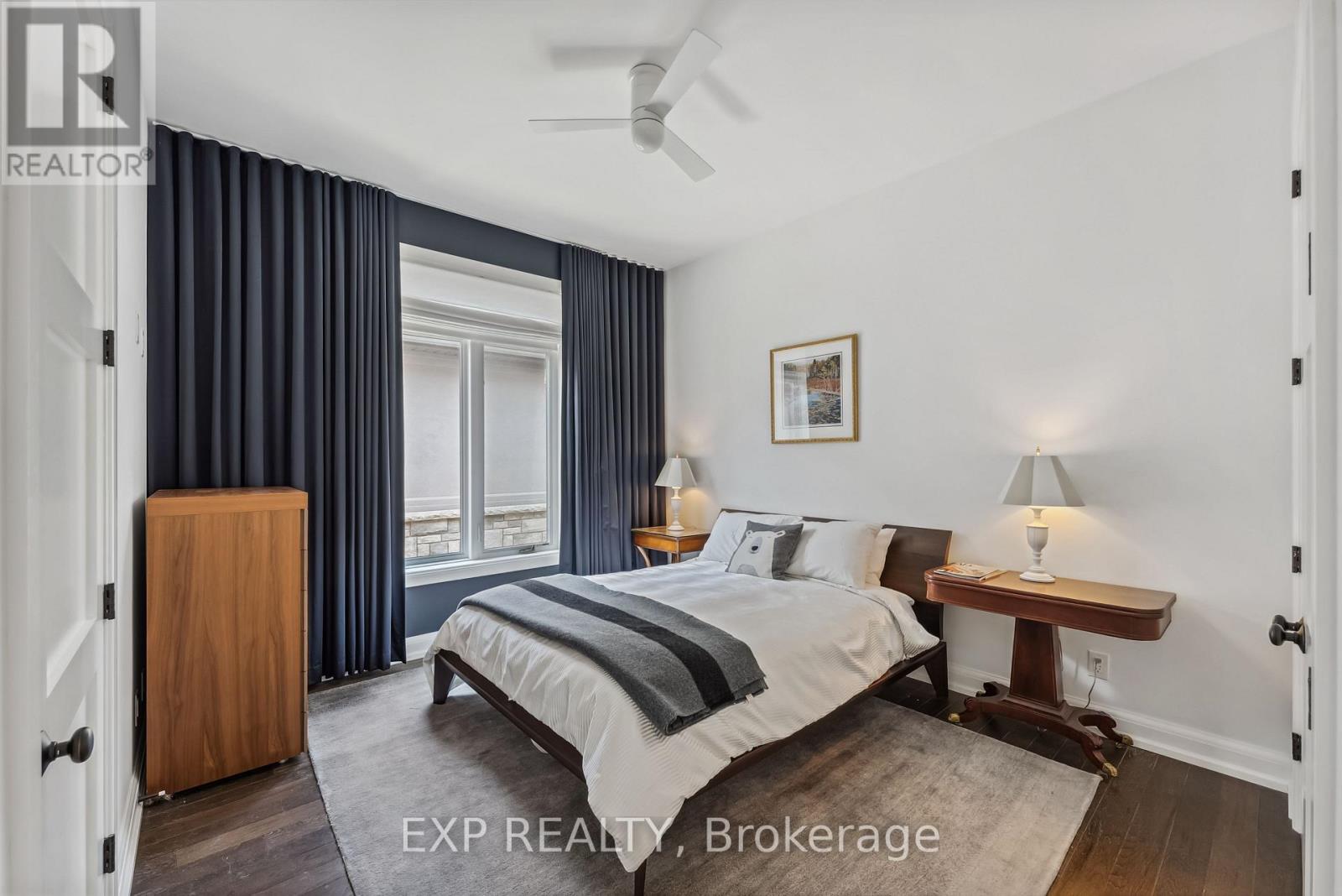 14 Angels Drive, Niagara-On-The-Lake (St. Davids), Ontario  L0S 1J1 - Photo 7 - X12436466