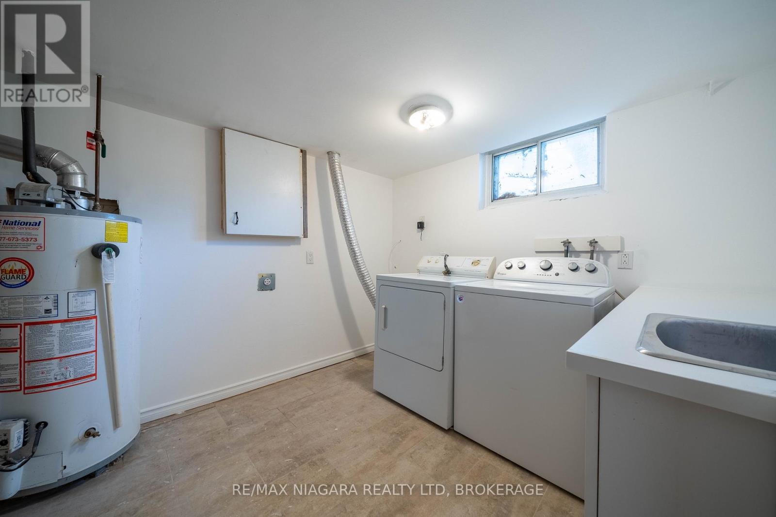 107 Village Road, St. Catharines (Glendale/glenridge), Ontario  L2T 3C3 - Photo 27 - X12436558