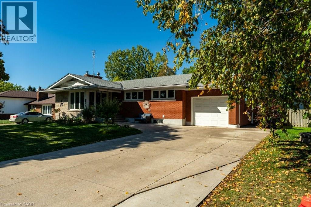 6975 Oxford Street, Niagara Falls, Ontario  L2J 1J3 - Photo 2 - 40773669