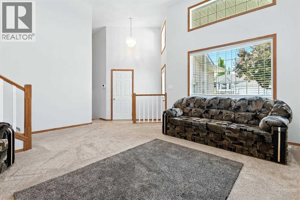 40 Ammeter Close, Red Deer, Alberta  T4R 2Y5 - Photo 6 - A2244993